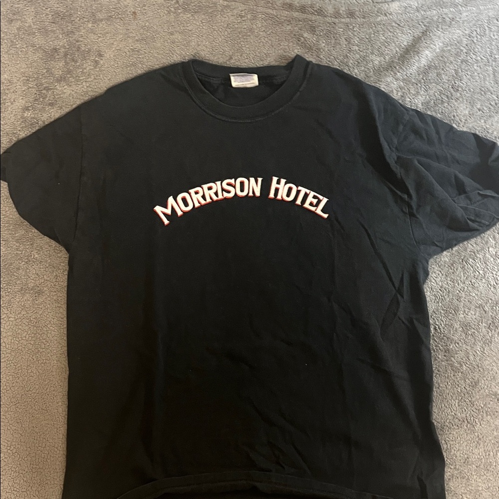 Hanes Black Beefy-T Shirt 
Morrison Hotel Vintage
The Doors